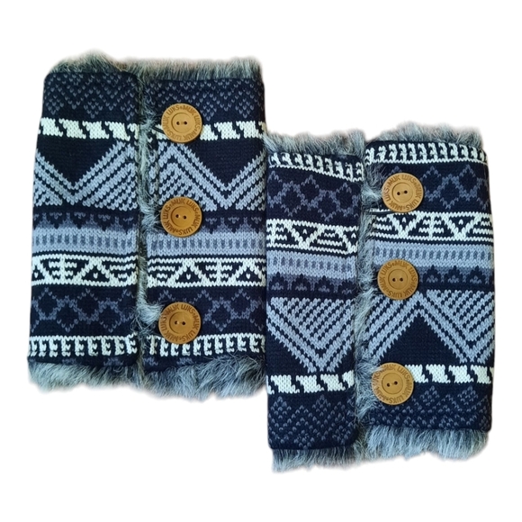 Muk Luks reversible faux fur Southwestern Aztec sweater boot covers/leg warmers - Picture 1 of 7